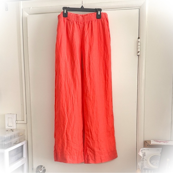 Vibrant Coral Wide-Leg Linen Pants by Guess - Picture 1 of 12